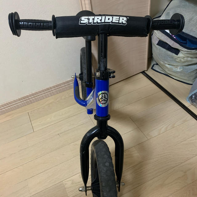 ストライダー（スポーツタイプ） キッズ/ベビー/マタニティの外出/移動用品(その他)の商品写真