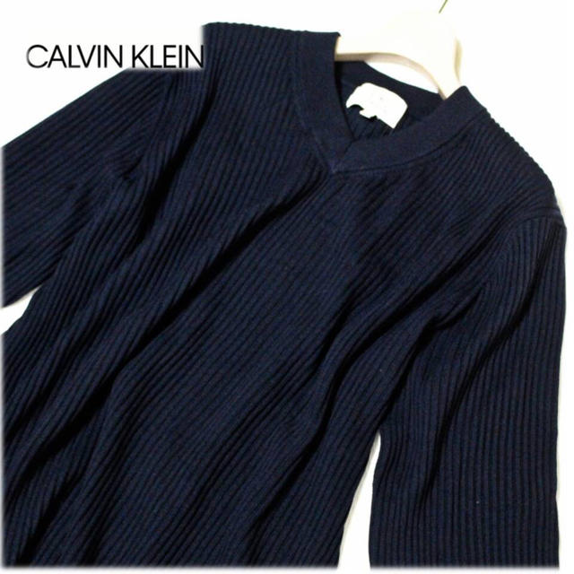 ck Calvin Klein(シーケーカルバンクライン)の 《カルバンクライン》新品 Vネック セーター ニット ストレッチ 紺 TL メンズのトップス(ニット/セーター)の商品写真