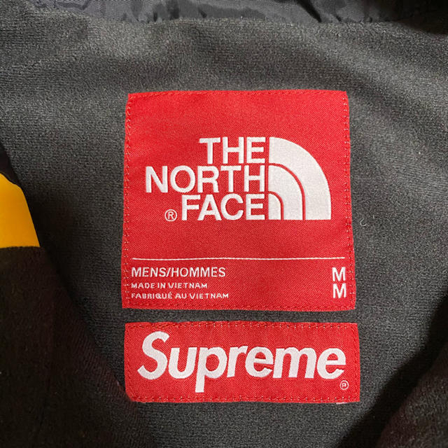 Supreme(シュプリーム)のsupreme×the north face マウンテンパーカー メンズのジャケット/アウター(マウンテンパーカー)の商品写真