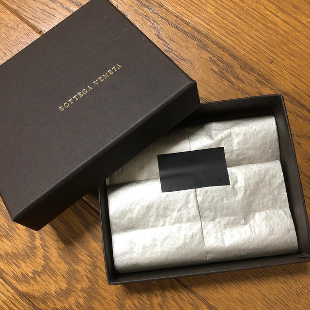 Bottega Veneta(ボッテガヴェネタ)のお値下げ中！　ボッテガヴェネタ　箱のみ レディースのバッグ(ショップ袋)の商品写真