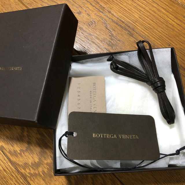 Bottega Veneta(ボッテガヴェネタ)のお値下げ中！　ボッテガヴェネタ　箱 レディースのバッグ(ショップ袋)の商品写真