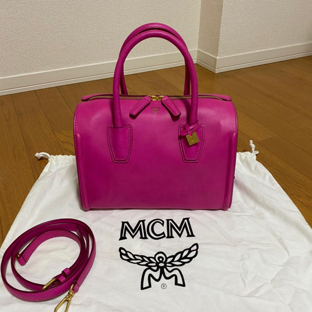 MCM(エムシーエム)のMCM  エムシーエム　ボストンバッグ レディースのバッグ(ボストンバッグ)の商品写真