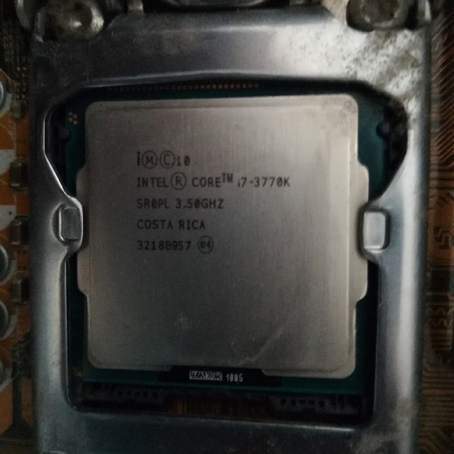 CPU インテル Core i7 3770K