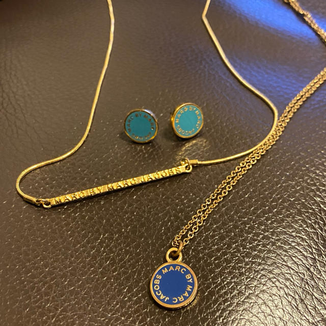 MARC BY MARCJACOBS ピアス ネックレス セット | フリマアプリ ラクマ