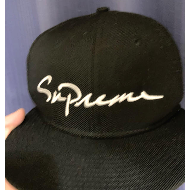 Supreme(シュプリーム)のsupreme ClassicScript New Era  メンズの帽子(キャップ)の商品写真