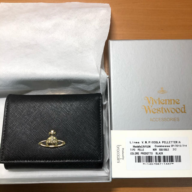 [新品未使用！！] Vivienne Westwood  二つ折財布ブラック 仕様