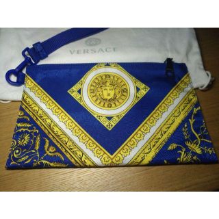 ヴェルサーチ(VERSACE)の 定価6.8万ベルサーチ★VERSACE★セカンドバッグ　イタリア製　新品(セカンドバッグ/クラッチバッグ)