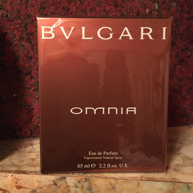 BVLGARI(ブルガリ)の新品　未使用　未開封　BVLGARI OMNIA 65ml コスメ/美容の香水(香水(女性用))の商品写真