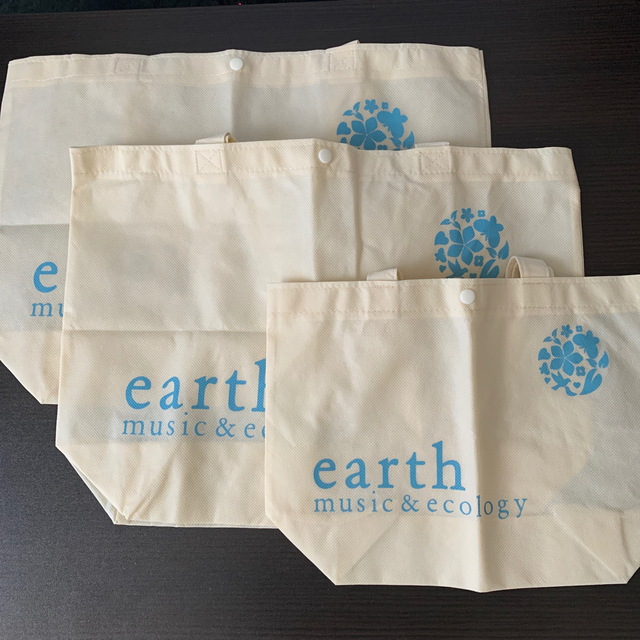 earth music & ecology(アースミュージックアンドエコロジー)の【earth music&ecology】ショッパー大小3枚組 レディースのバッグ(ショップ袋)の商品写真