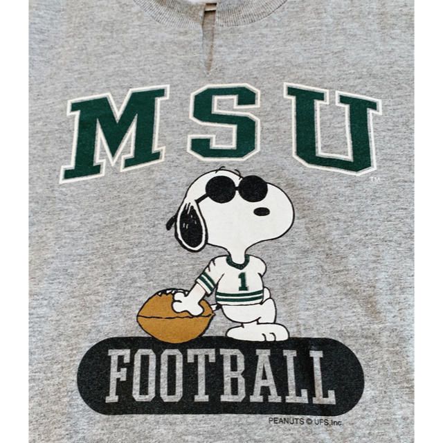 SNOOPY(スヌーピー)のミシガン州立大学Tシャツ　スヌーピー  フットボール レディースのトップス(Tシャツ(長袖/七分))の商品写真