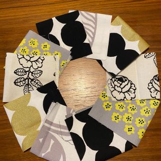 マリメッコ(marimekko)のカムパ様専用♪ パフリース　イエローキット+イエロー完成品+ブルー完成品(生地/糸)