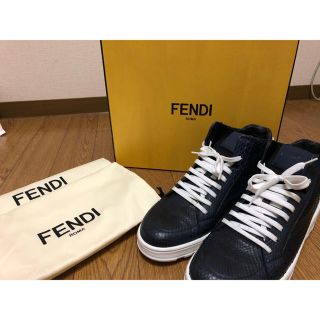 フェンディ(FENDI)のフェンディ　スニーカー　メンズ(スニーカー)