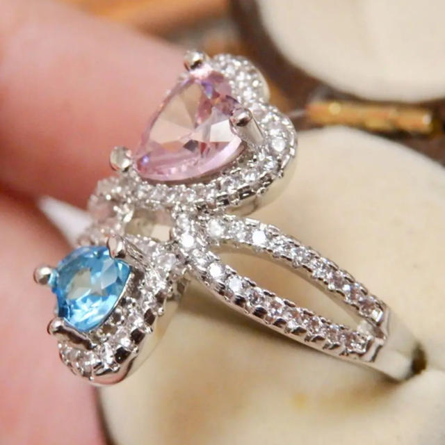 即購入OK【AR085】ハートのピンクとライトブルーシルバーリング指輪 レディースのアクセサリー(リング(指輪))の商品写真