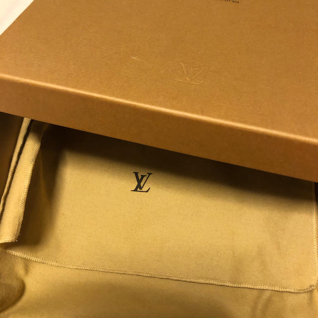 予約販売】本 LOUIS VUITTON キャベツさま 専用 - ハンドバッグ 予約販売】本 LOUIS VUITTON キャベツさま 専用 - ハンドバッグ