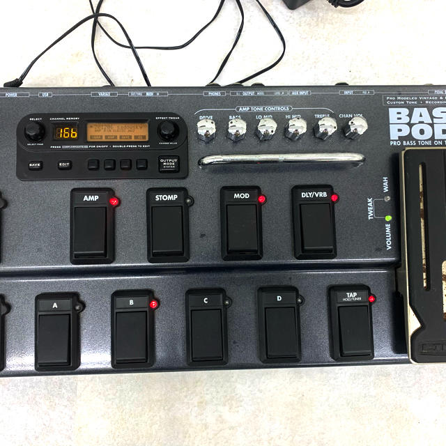 【動作品】LINE6 POD XT LIVE BASS 楽器のベース(ベースエフェクター)の商品写真