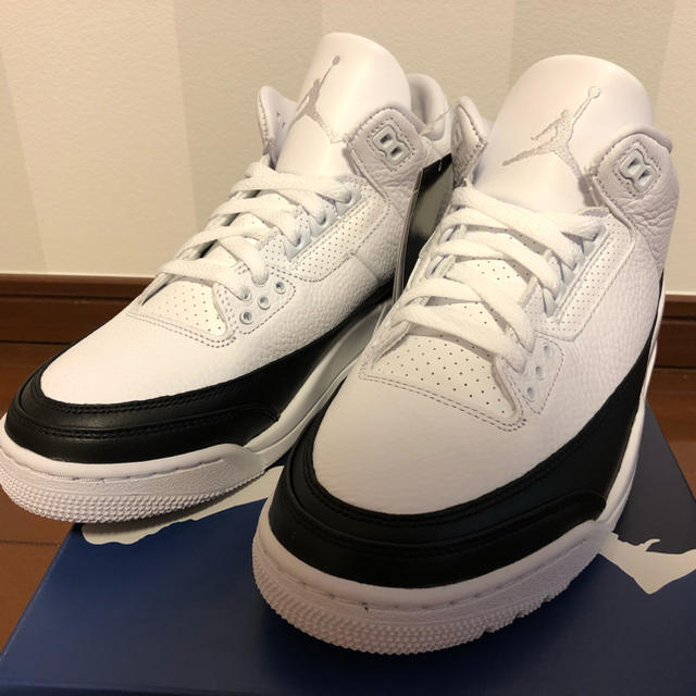 NIKE(ナイキ)のFRAGMENT × NIKE AIR JORDAN 3 26cm フラグメント メンズの靴/シューズ(スニーカー)の商品写真