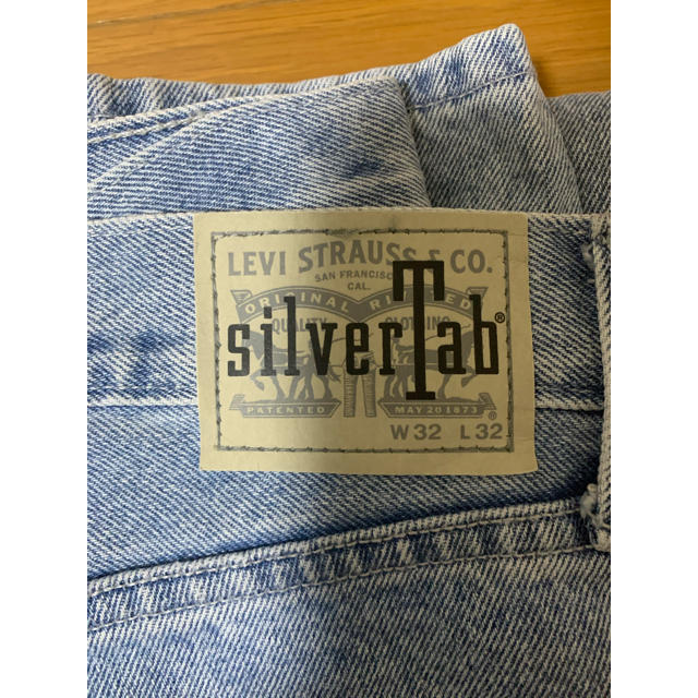 Levi's(リーバイス)のLevi's silvertab baggy シルバータブ メンズのパンツ(デニム/ジーンズ)の商品写真