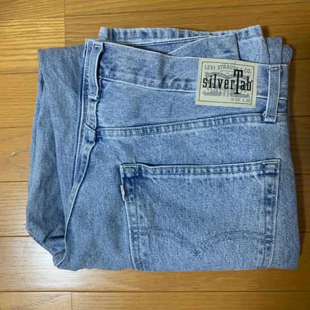 Levi's(リーバイス)のLevi's silvertab baggy シルバータブ メンズのパンツ(デニム/ジーンズ)の商品写真