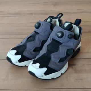 リーボック(Reebok)の大人気　リーボック　ポンプフューリー　 AR0004(スニーカー)