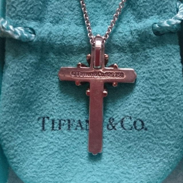 Tiffany & Co.(ティファニー)の【ティファニー】クロスペンダント レディースのアクセサリー(ネックレス)の商品写真