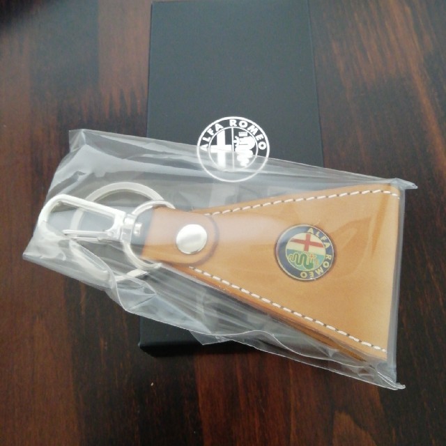 Alfa Romeo(アルファロメオ)のアルファロメオノベルティ キーホルダー 自動車/バイクの自動車(その他)の商品写真