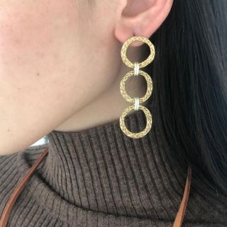 トゥデイフル(TODAYFUL)のTODAYFUL スリーサイクルピアス　ゴールド(ピアス)