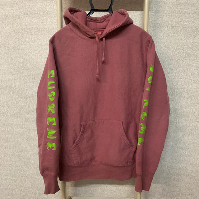 メンズコウイチさんSupreme Gradient Sleeve Hooded