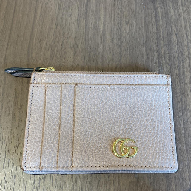 Gucci(グッチ)のGUCCI パスケース レディースのファッション小物(パスケース/IDカードホルダー)の商品写真