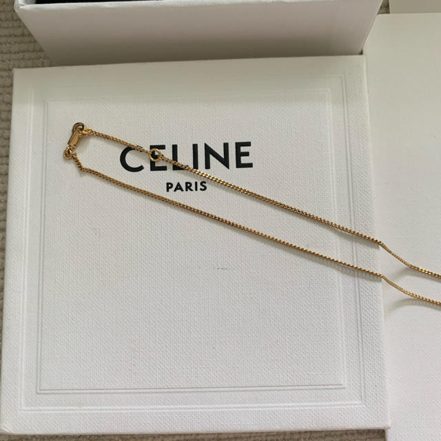 celine(セリーヌ)のceline セリーヌ　イニシャル　ネックレス レディースのアクセサリー(ネックレス)の商品写真