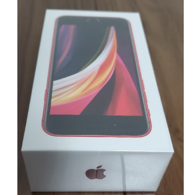 Apple(アップル)の【新品未開封】iPhone SE2 64GB SIMフリー レッド スマホ/家電/カメラのスマートフォン/携帯電話(スマートフォン本体)の商品写真