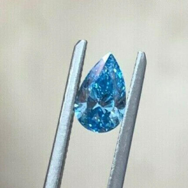 0.70Ct GIA Pear Fancy Vivid Blue  VS2