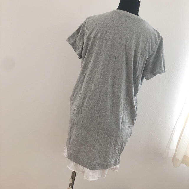 SLY(スライ)の再再値下げ！SLY 新品カットソー　Tシャツ レディースのトップス(カットソー(半袖/袖なし))の商品写真