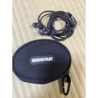 shure se215 イヤホン(ヘッドフォン/イヤフォン)