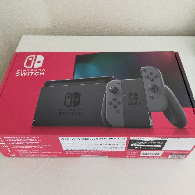 任天堂Switch本体    Joy-Con(L)/(R) グレー