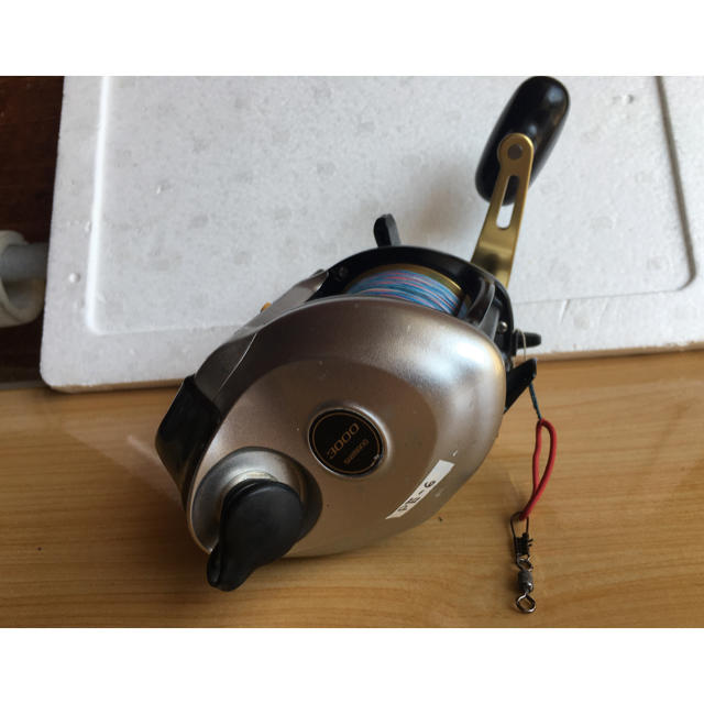 SHIMANO - 電動リール シマノプレミオ3000(中古品)の通販 by SHIMANO - 電動リール シマノプレミオ3000(中古品)の通販 by