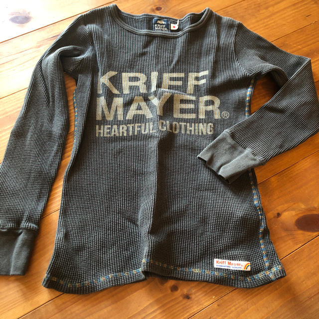 KRIFF MAYER(クリフメイヤー)のロンT クリフメイヤー140 キッズ/ベビー/マタニティのキッズ服男の子用(90cm~)(Tシャツ/カットソー)の商品写真