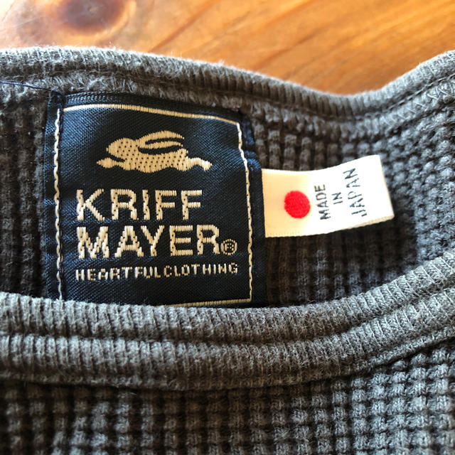 KRIFF MAYER(クリフメイヤー)のロンT クリフメイヤー140 キッズ/ベビー/マタニティのキッズ服男の子用(90cm~)(Tシャツ/カットソー)の商品写真