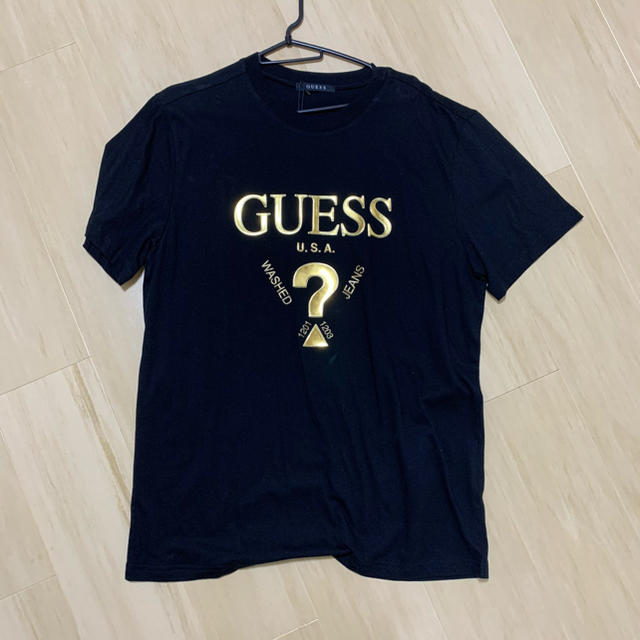GUESS(ゲス)の【新品未使用】GUESS Tシャツ　取り置き中 メンズのトップス(Tシャツ/カットソー(半袖/袖なし))の商品写真
