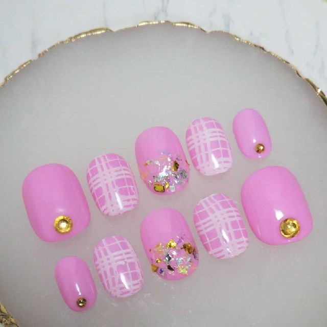 No 2 ジェルネイルチップ ピンク ホワイトチェック柄ネイルの通販 By よっちnail チップ サイズ変更ok ラクマ No 2 ジェルネイルチップ ピンク ホワイトチェック柄ネイルの通販 By よっちnail チップ サイズ変更ok ラクマ