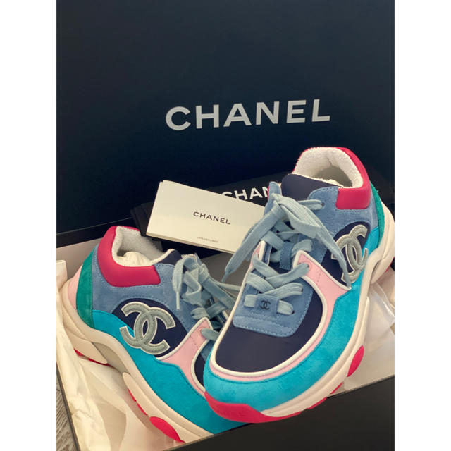 CHANELスニーカー-