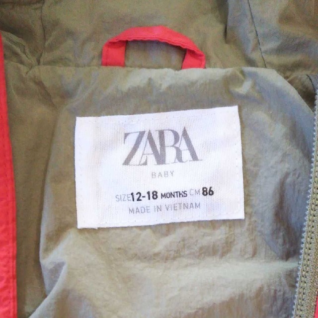 ZARA(ザラ)のザラベビー アウター キッズ/ベビー/マタニティのベビー服(~85cm)(ジャケット/コート)の商品写真