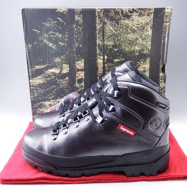 Supreme(シュプリーム)のSupreme Timberland World Hiker 18aw メンズの靴/シューズ(ブーツ)の商品写真