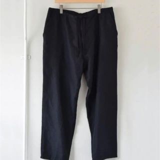 コモリ(COMOLI)の【クロタイ様専用】COMOLI ウールシルクパンツ20AW NAVY SIZE2(スラックス)