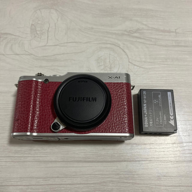 富士フィルム FUJIFILM ミラーレス X-A1 ボディー一眼カメラ