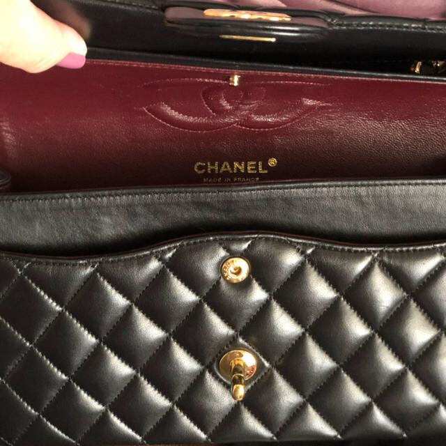 CHANEL(シャネル)の超美品！すべすべプクプクピカピカCHANEL/シャネルマトラッセ黒/ラムスキン レディースのバッグ(ショルダーバッグ)の商品写真