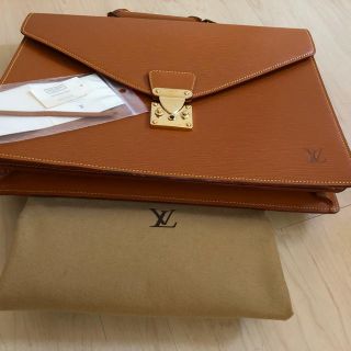 ルイヴィトン(LOUIS VUITTON)のLOUIS VUITTON エピ　ビジネス(ビジネスバッグ)