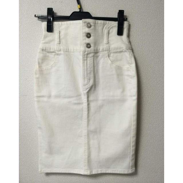 Rirandture(リランドチュール)のホワイトデニム ハイウエストスカート レディースのスカート(ひざ丈スカート)の商品写真