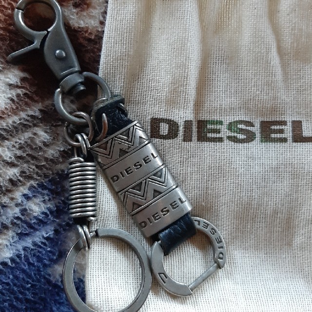 DIESEL(ディーゼル)のDIESEL キーリング キーケース メンズのファッション小物(キーケース)の商品写真