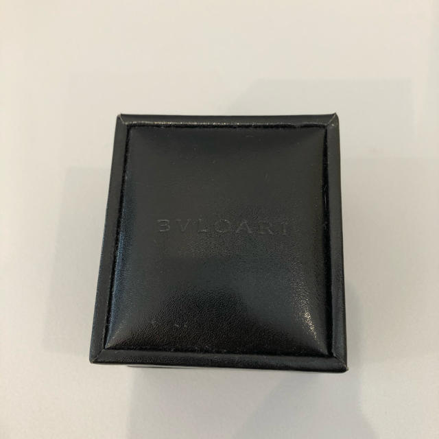 BVLGARI(ブルガリ)のBVLGARI ブルガリ ビーゼロワン リング イエローゴールド 19号 指輪 メンズのアクセサリー(リング(指輪))の商品写真