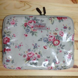 キャスキッドソン(Cath Kidston)のキャスキッドソン ラップトップケース(クラッチバッグ)